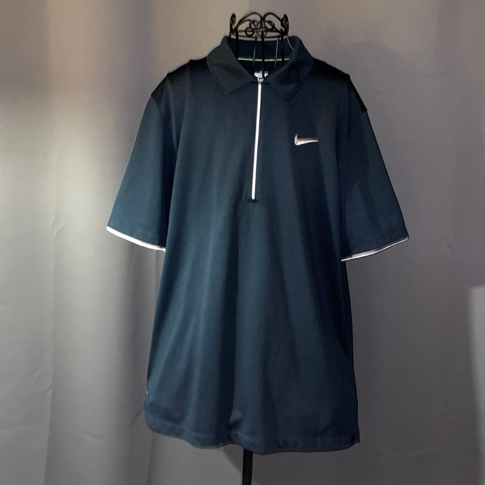 NWOT. Nike Fit Dry Men’s Golf Shirt. Size Large. - Picture 1 of 4